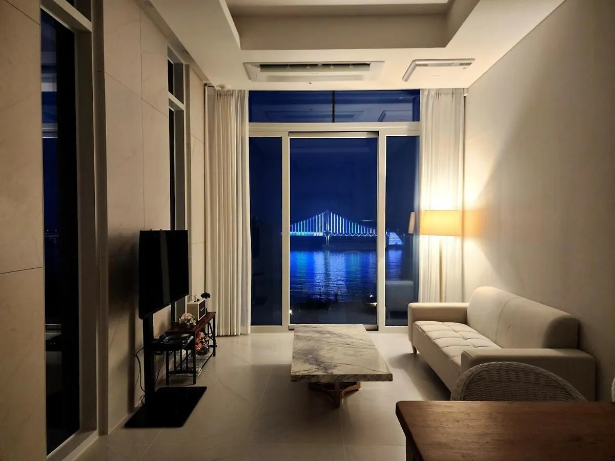 Royal Floor # 2Bedrooms 2Bathrooms # Spa Bath Busan Lejlighed
